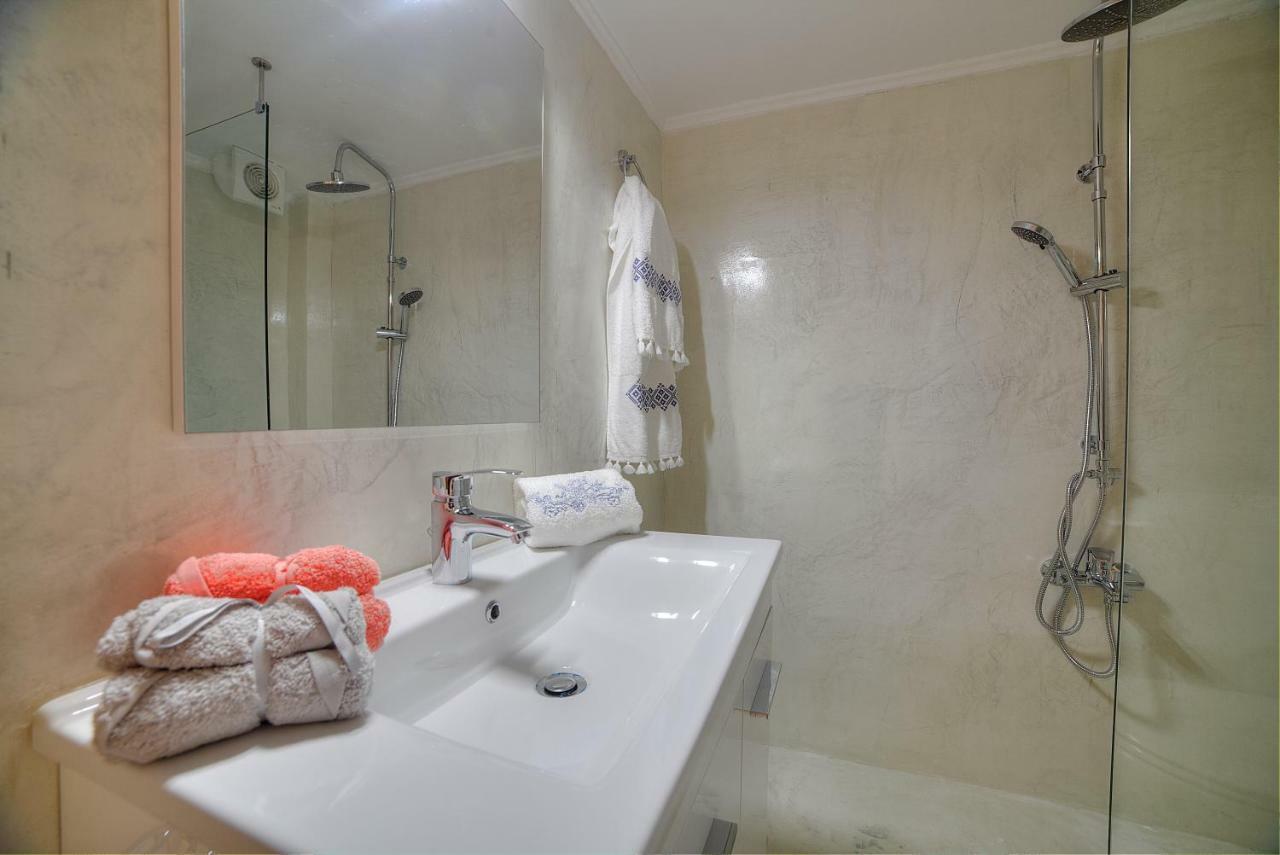 Unique Apartment In Glyfada Center Atina Dış mekan fotoğraf